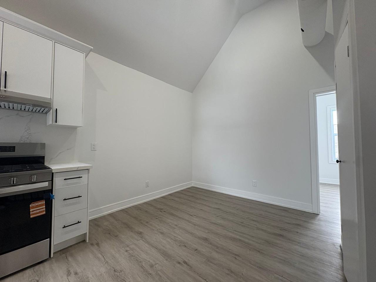 157 Saint Clarens Avenue #3 - Photo 7 of 12