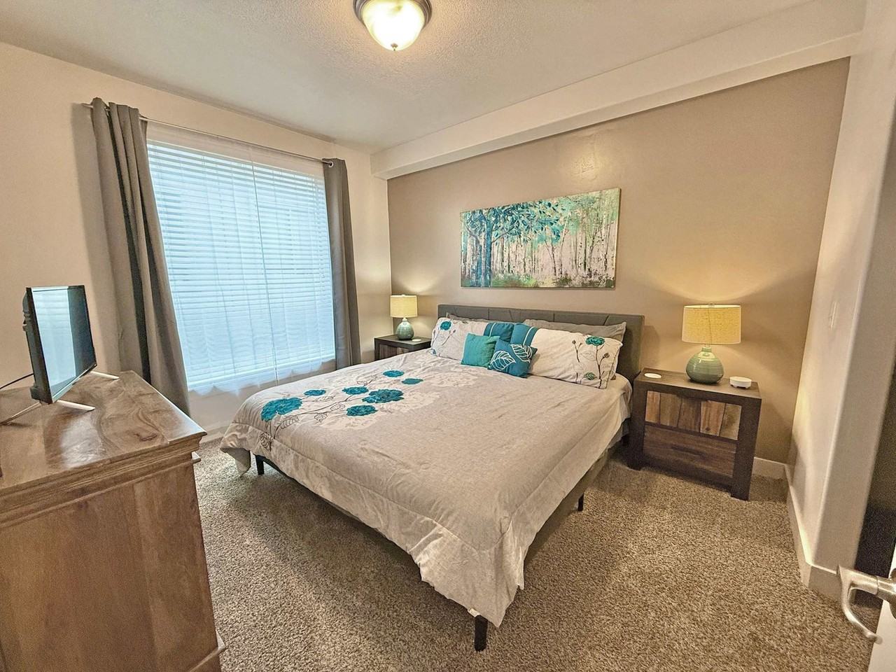 460 East 400 South - Photo 5 of 68