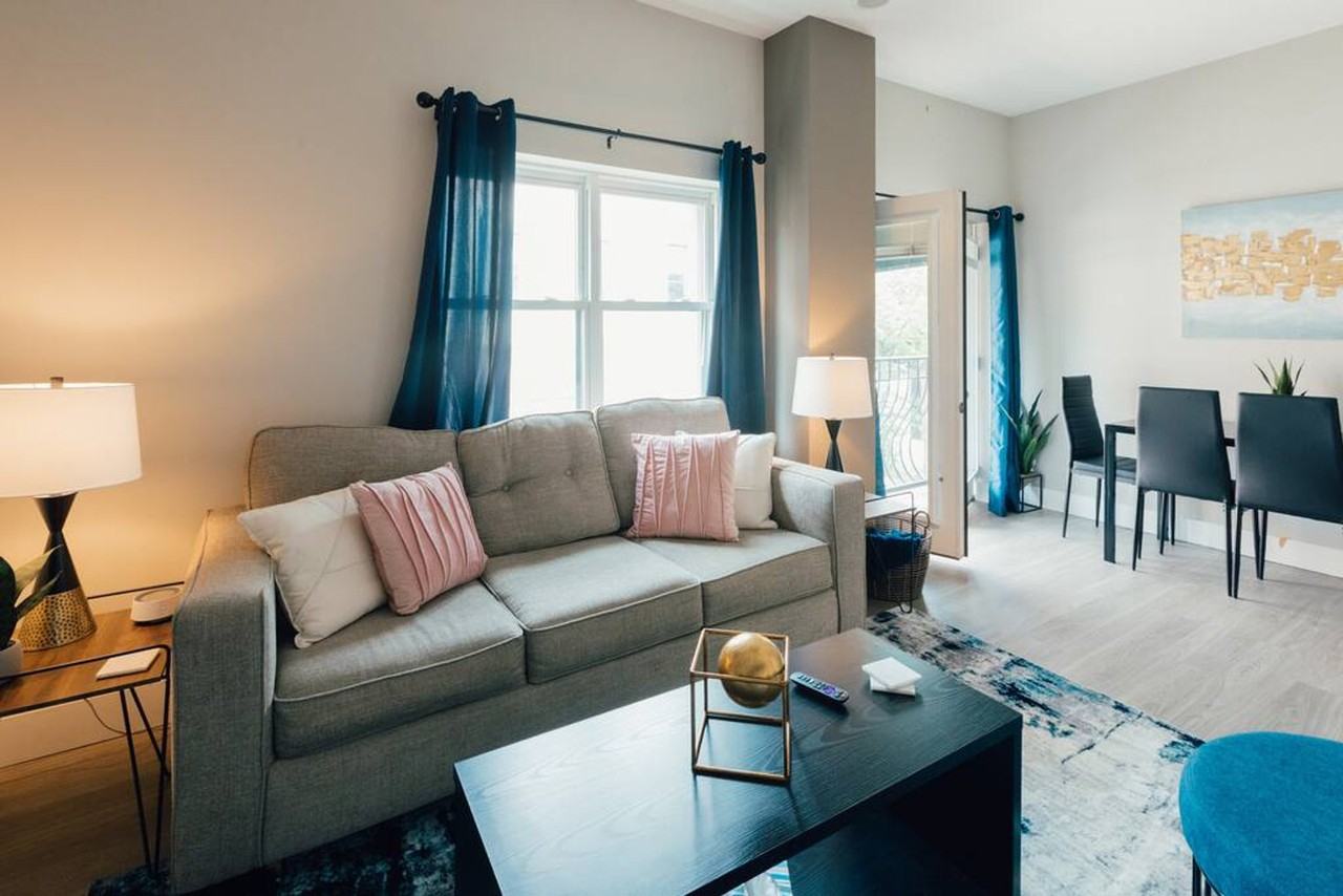 202 E Main St #1397955P - Photo 2 of 29