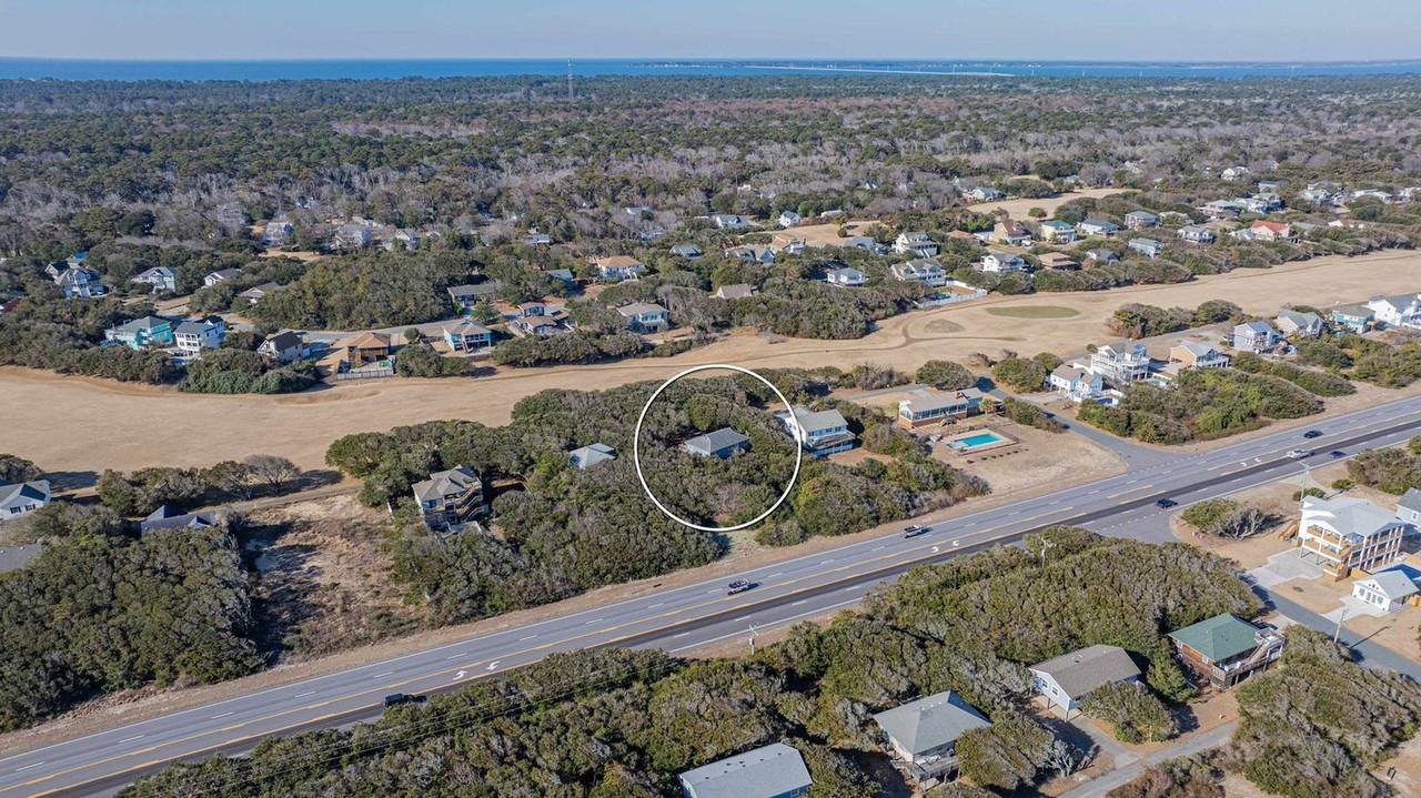 4240 Johnston Ln #1438534P - Photo 7 of 50