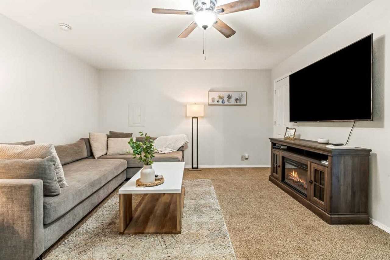 1503 Fairview Ave #1460937P - Photo 4 of 22