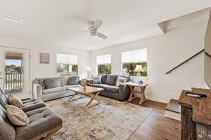 featured image of 22103 Lakeview Dr