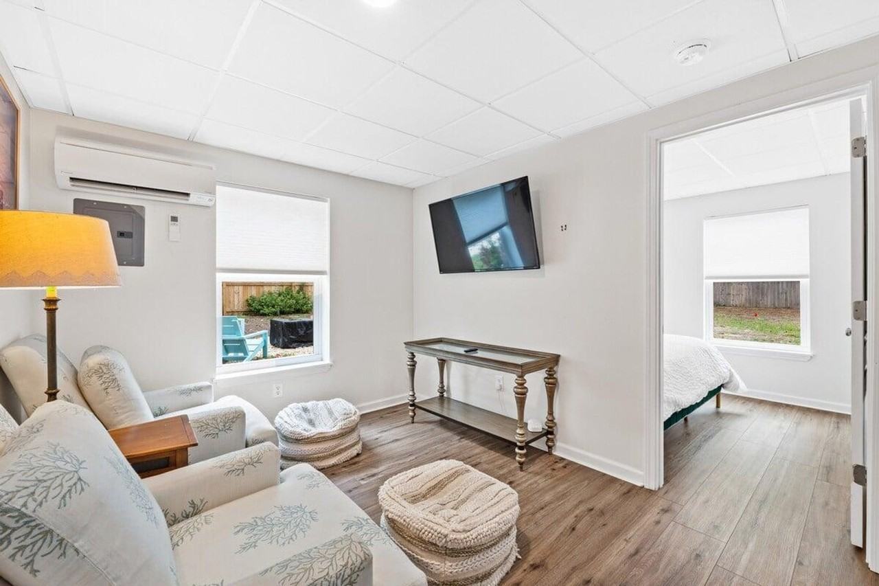 22103 Lakeview Dr #1447140P - Photo 2 of 39