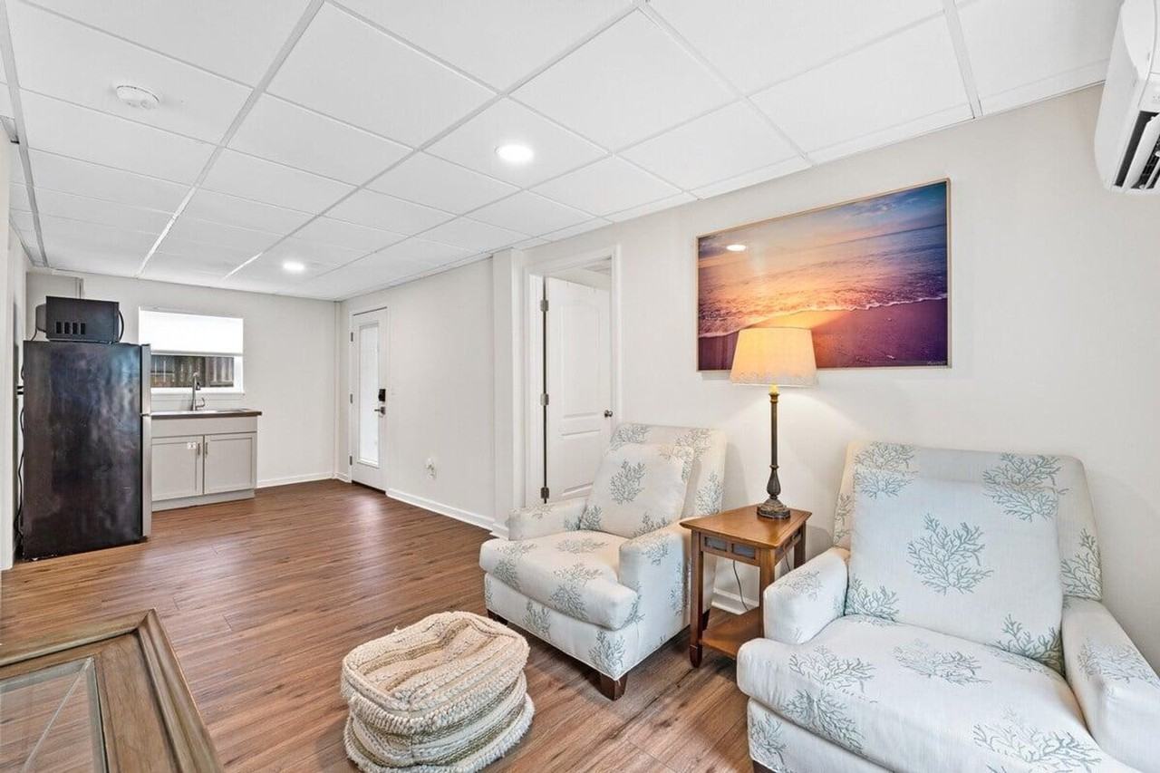 22103 Lakeview Dr #1447140P - Photo 6 of 39