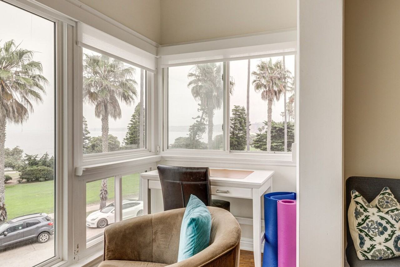 1039 Coast Blvd #1386060P - Photo 6 of 24