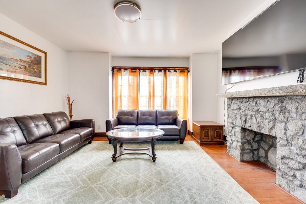 184 Butler Ave #1299857P - Photo 4 of 27