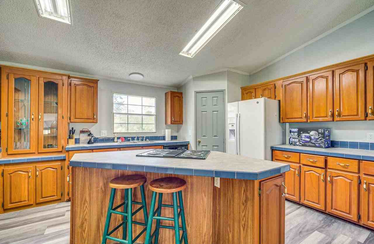 6651 Se County Road 337 #1385589P - Photo 2 of 32