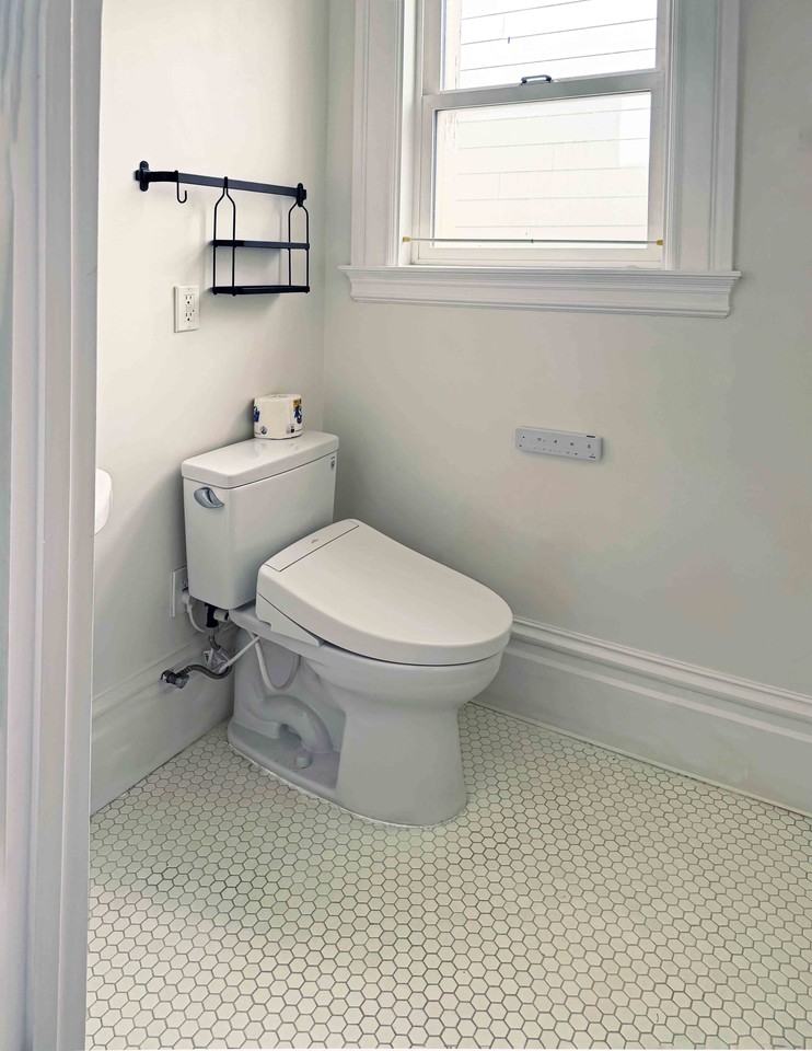 1333 South Van Ness Avenue #B - Photo 5 of 17