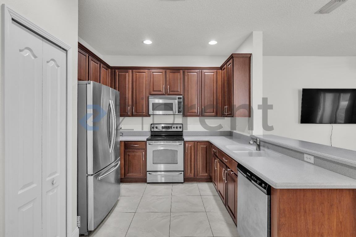 9309 Stone River Pl - Photo 7 of 31