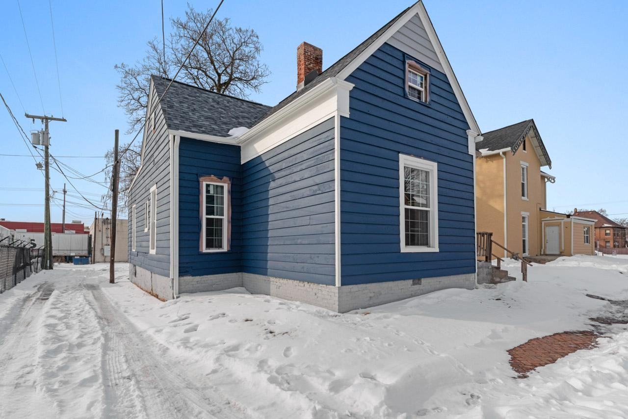 111 S Vine St - Photo 2 of 22