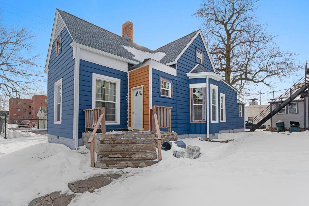 111 S Vine St - Photo 3 of 22