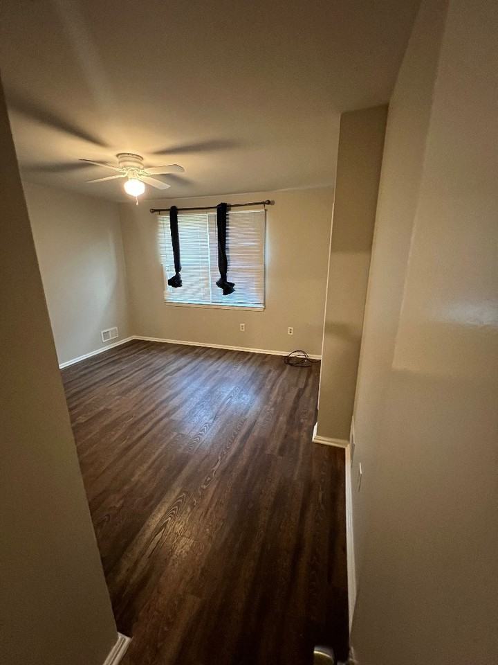 920 Homberg Ave - Photo 6 of 13