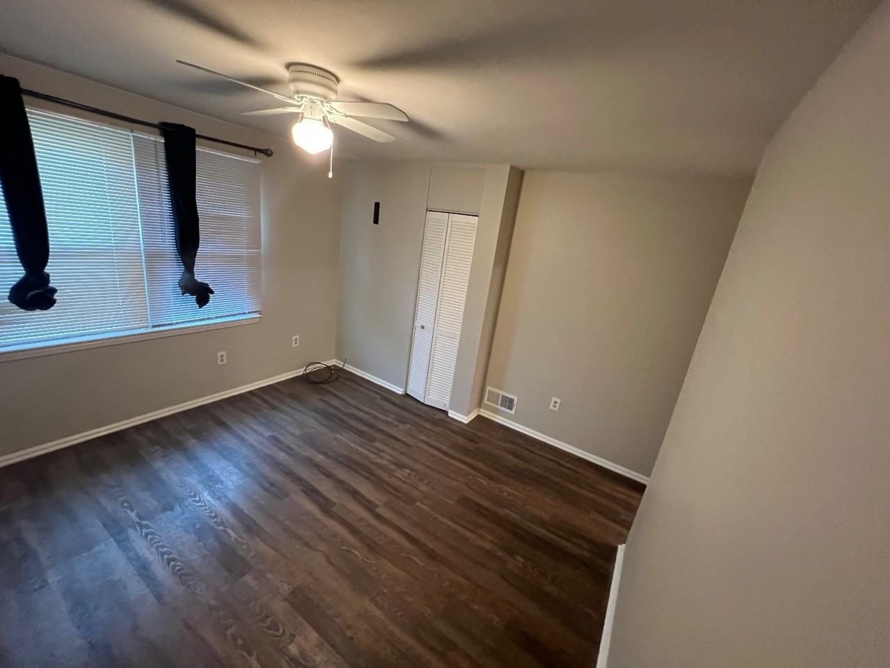 920 Homberg Ave - Photo 7 of 13