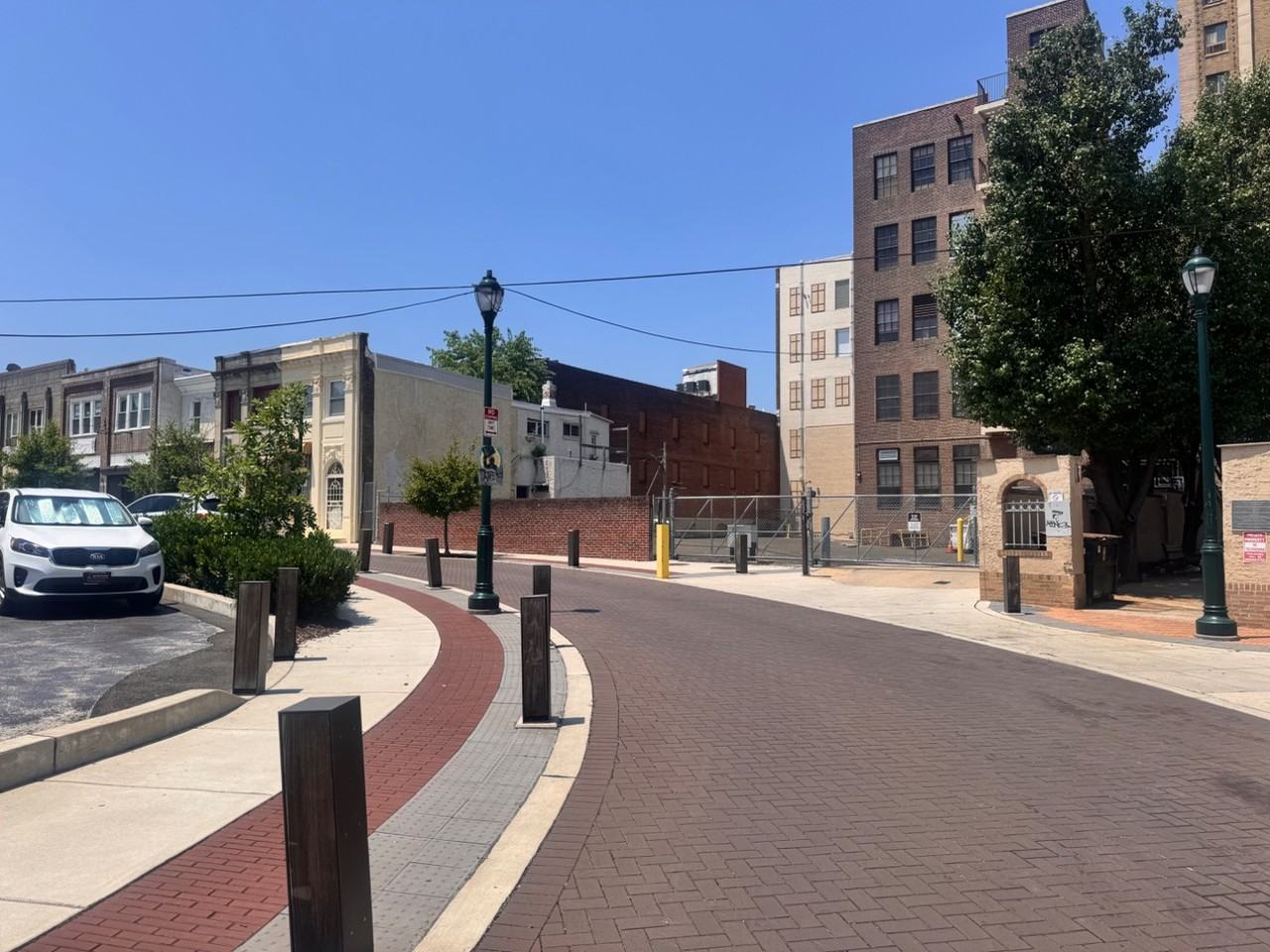 Maple View Apartments - Photo 2 of 26