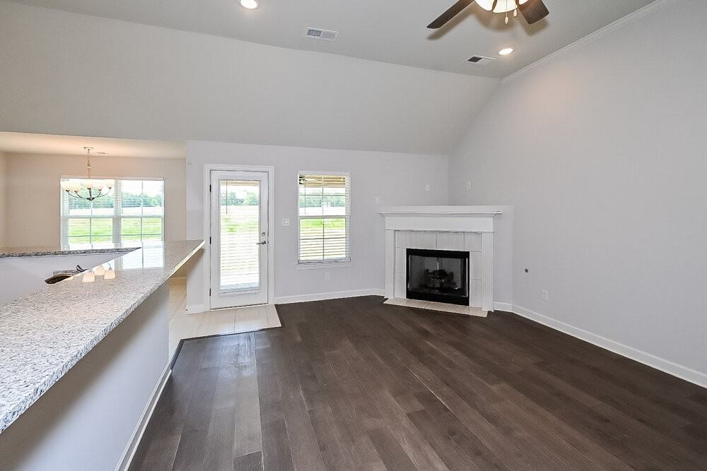 5315 Holly Ridge Dr - Photo 4 of 17