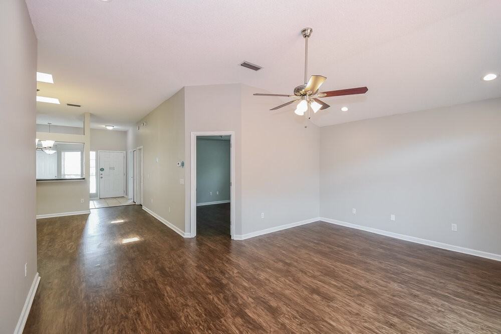 3401 Millcrest Dr - Photo 4 of 16