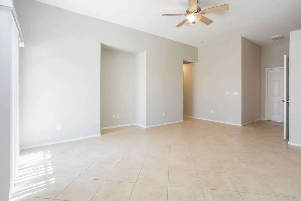 2113 Annbriar Ave - Photo 2 of 20