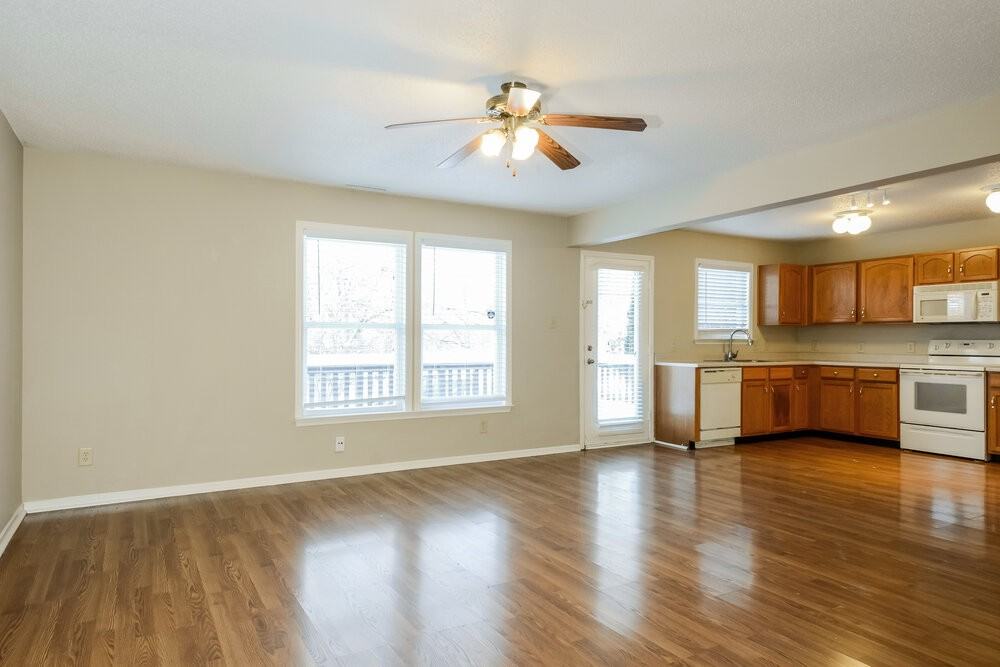 8836 Hosta Way - Photo 4 of 17