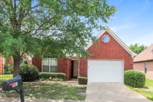 featured image of 8301 Clubview Dr
