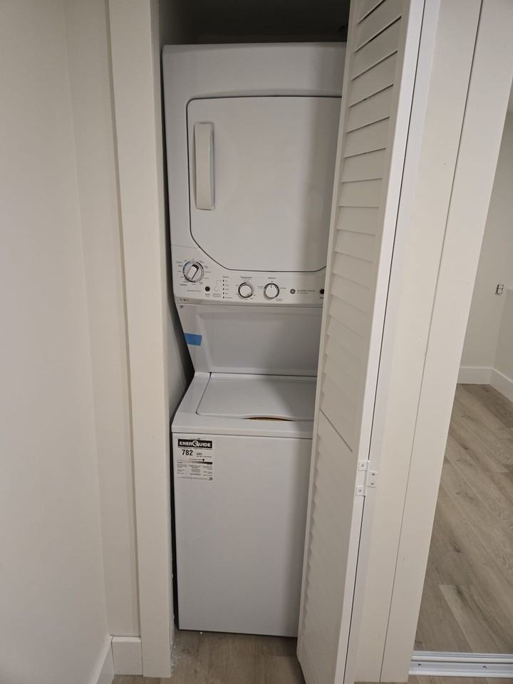 Lonsdale Ave & Carisbrooke Crescent - Photo 2 of 6