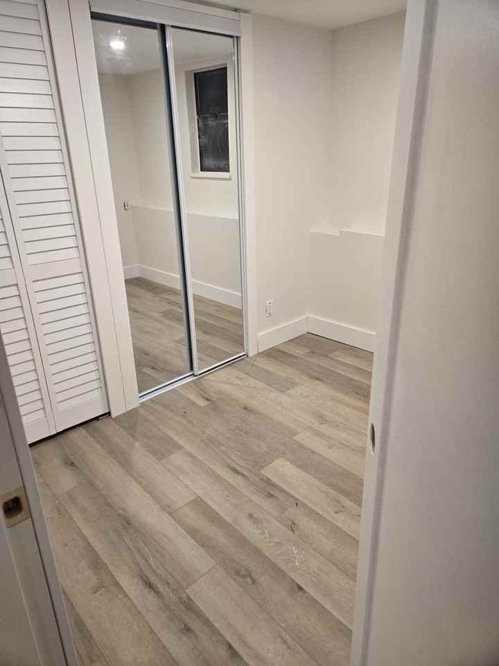 Lonsdale Ave & Carisbrooke Crescent - Photo 5 of 6