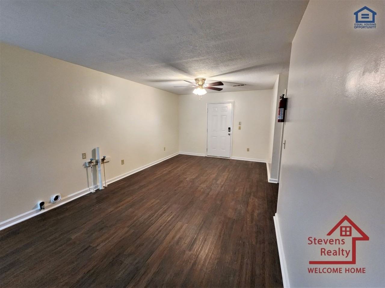 246 Dogwood Pointe Dr #2 - Photo 5 of 18