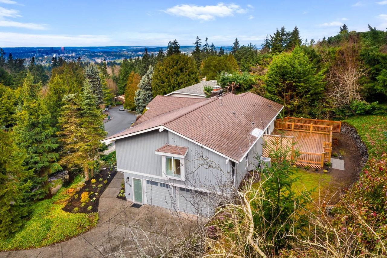 4758 153rd Ave Se - Photo 3 of 29