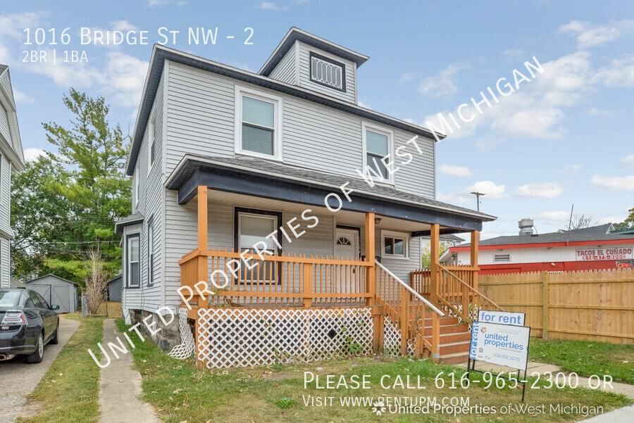 1016 Bridge St Nw #2 - Photo 3 of 14