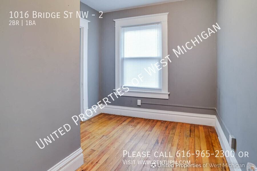 1016 Bridge St Nw #2 - Photo 7 of 14