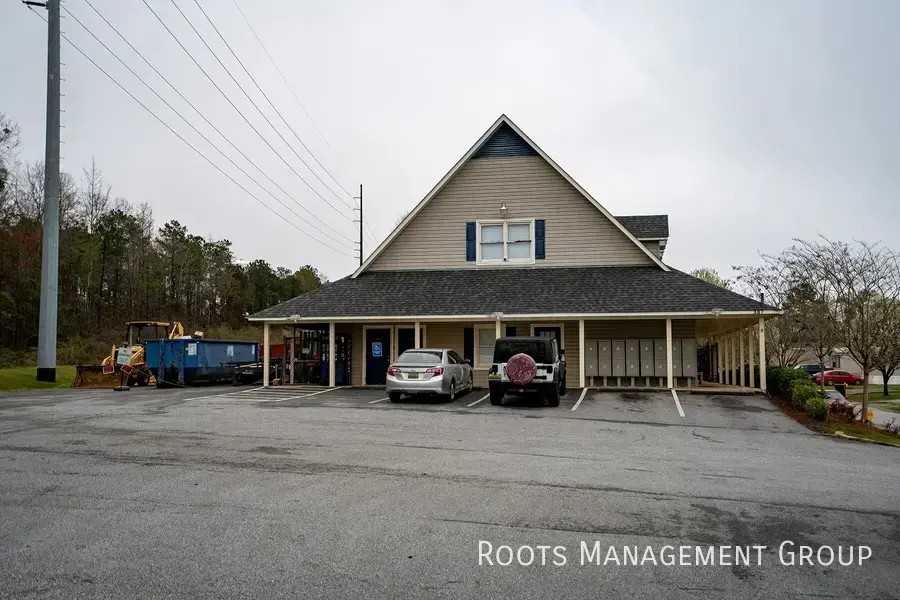 387 Webster Rd #173 - Photo 5 of 12