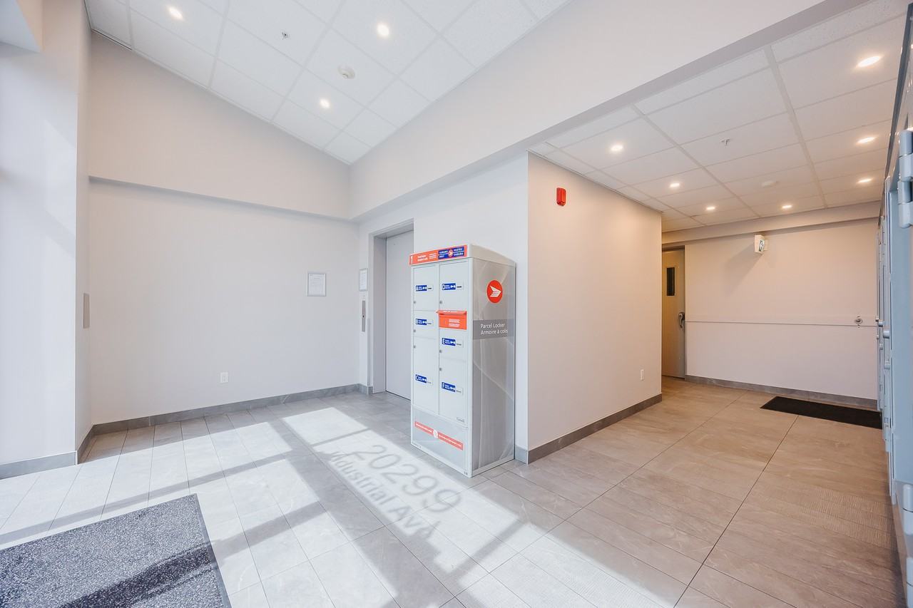 The Landing - Photo 6 of 10