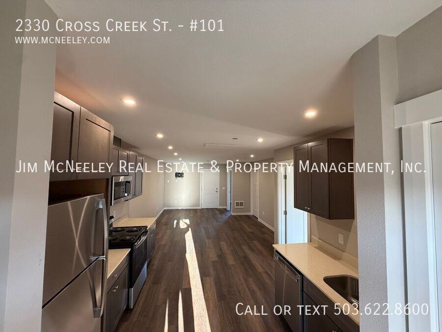 CROSS CREEK & #101 - Photo 5 of 11