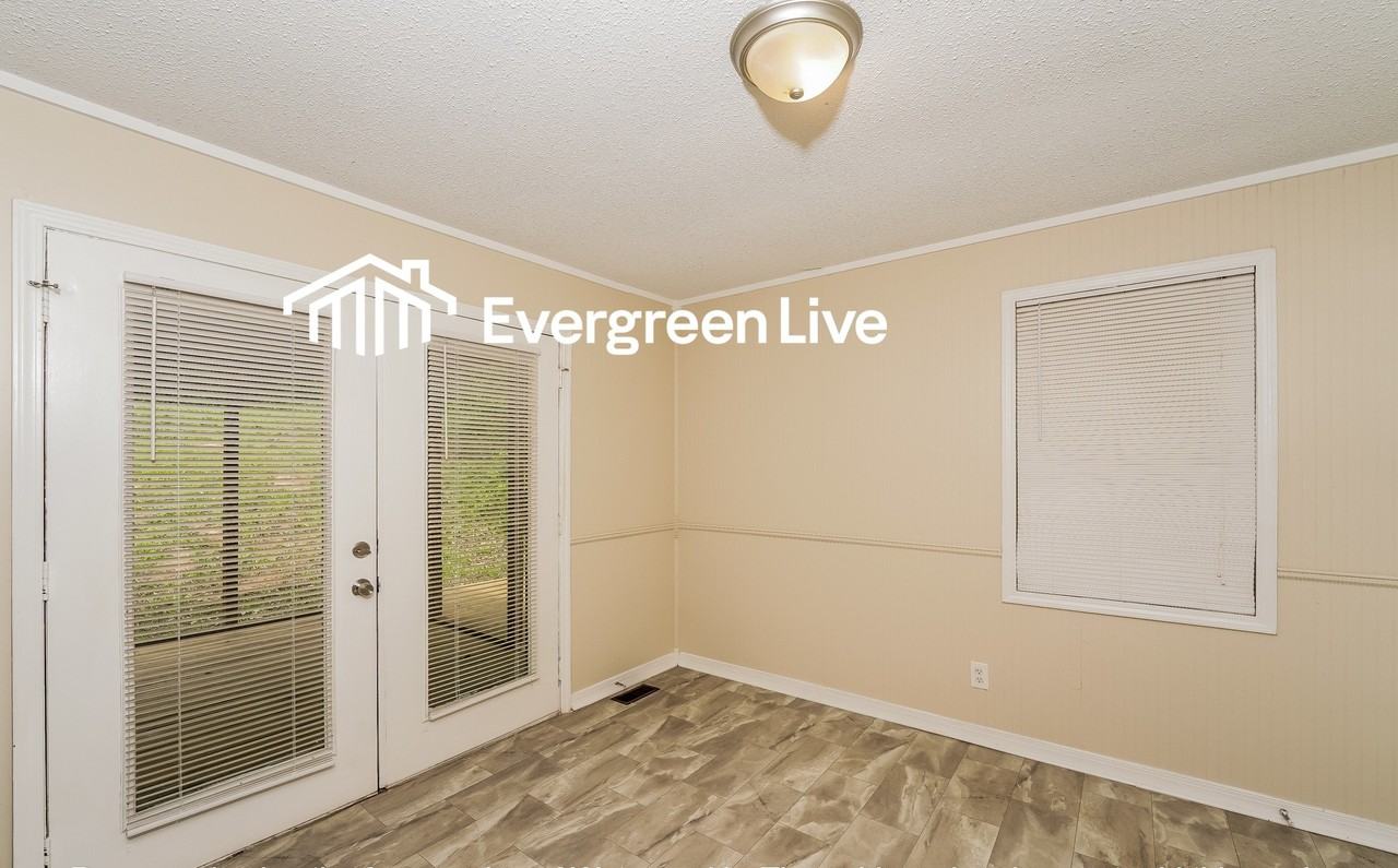 2120 Tall Oak Cir - Photo 4 of 14