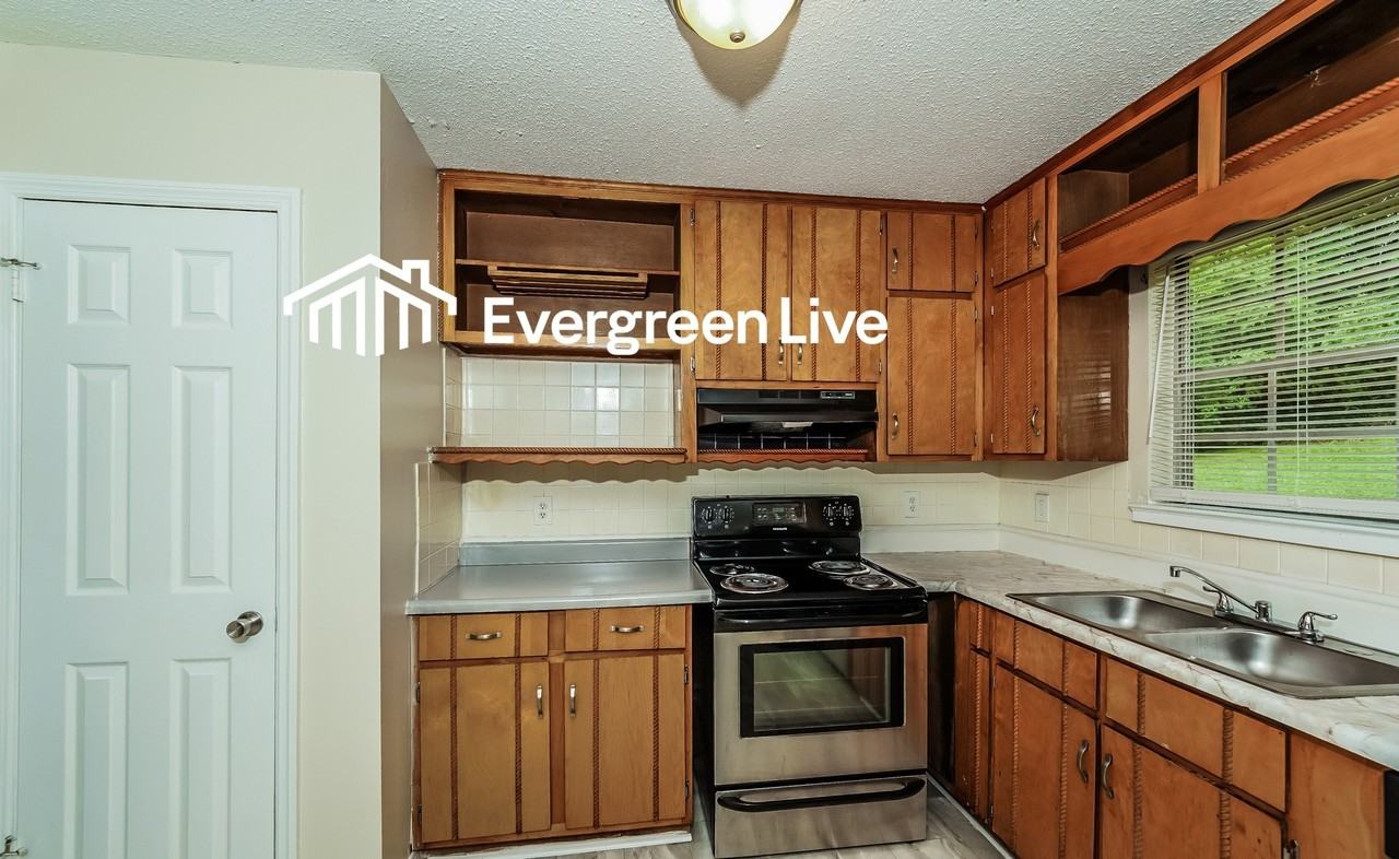 2120 Tall Oak Cir - Photo 6 of 14