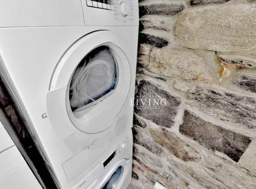 E 5th St #B - Photo 5 of 6