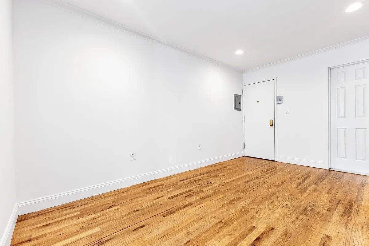 158 Stanton St #5A - Photo 5 of 6