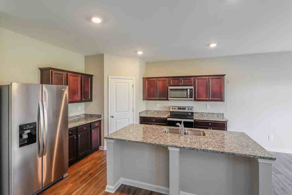 3775 Newbury Place Dr - Photo 4 of 15