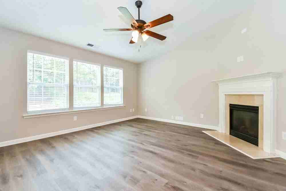 238 Silver Arrow Cir - Photo 3 of 16