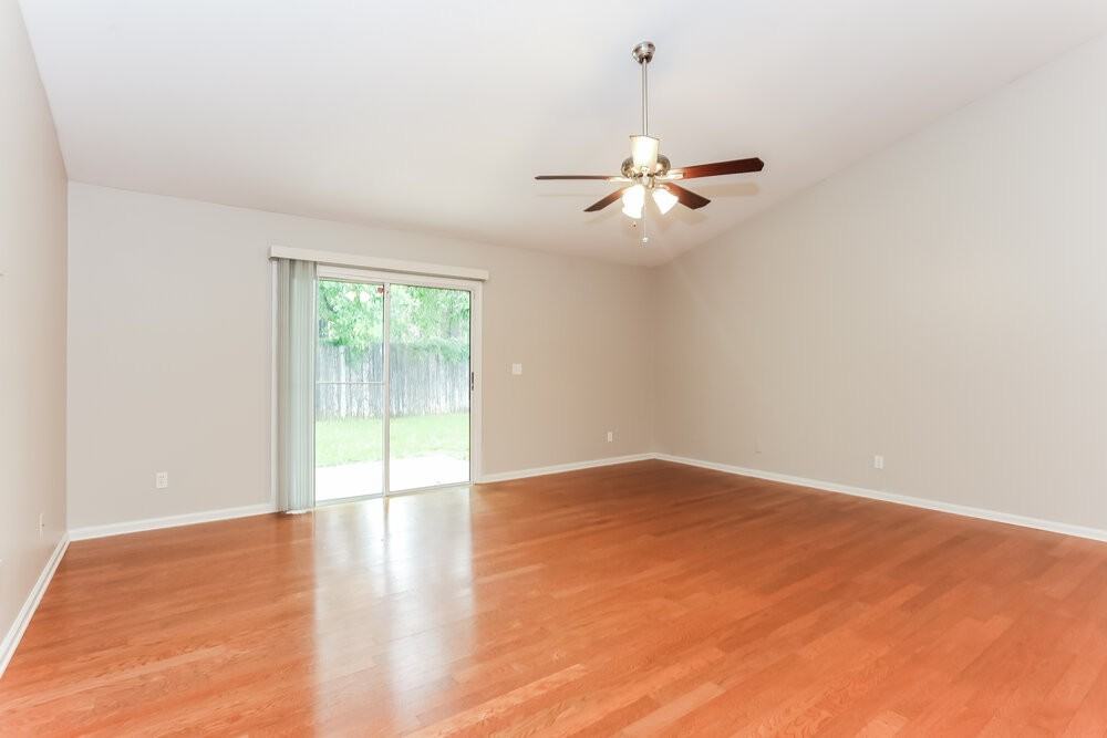 14090 Crestwick Dr W - Photo 4 of 16