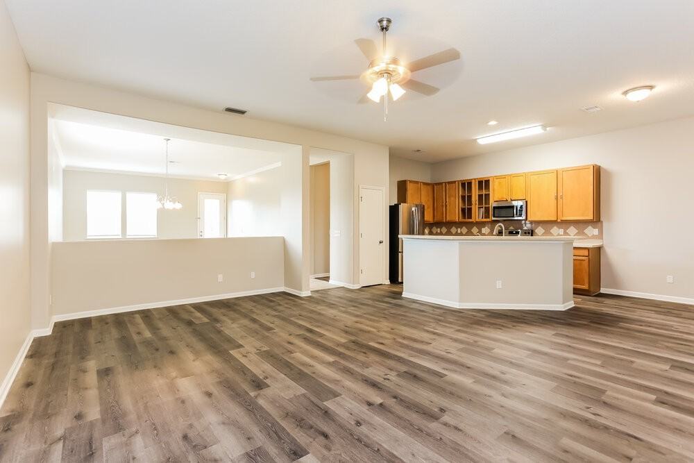 1208 Dawnlight Rd - Photo 4 of 16