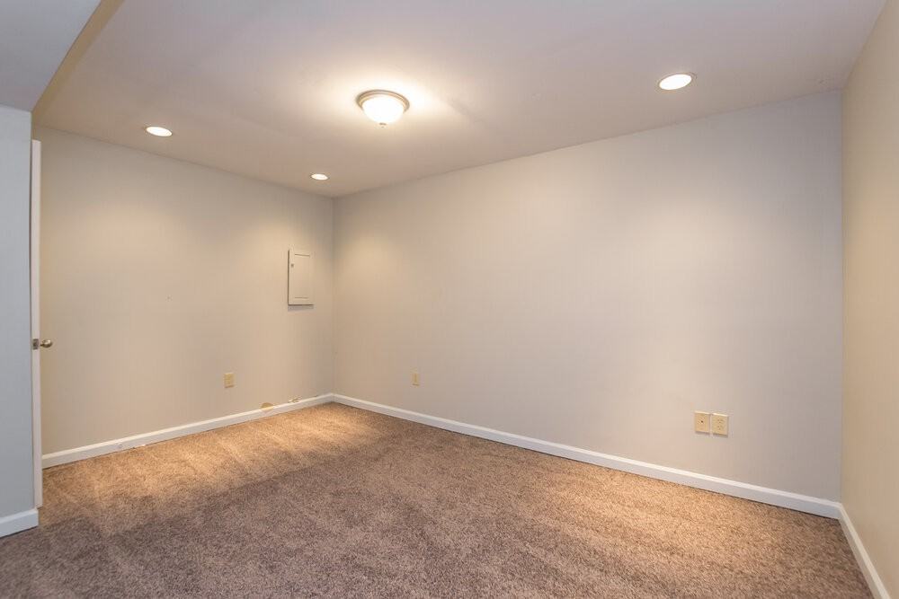 18 Black Water Dr - Photo 4 of 17