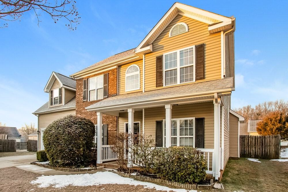 1938 Olsen Ln - Photo 5 of 17