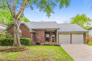 featured image of 2203 Saint James Pl