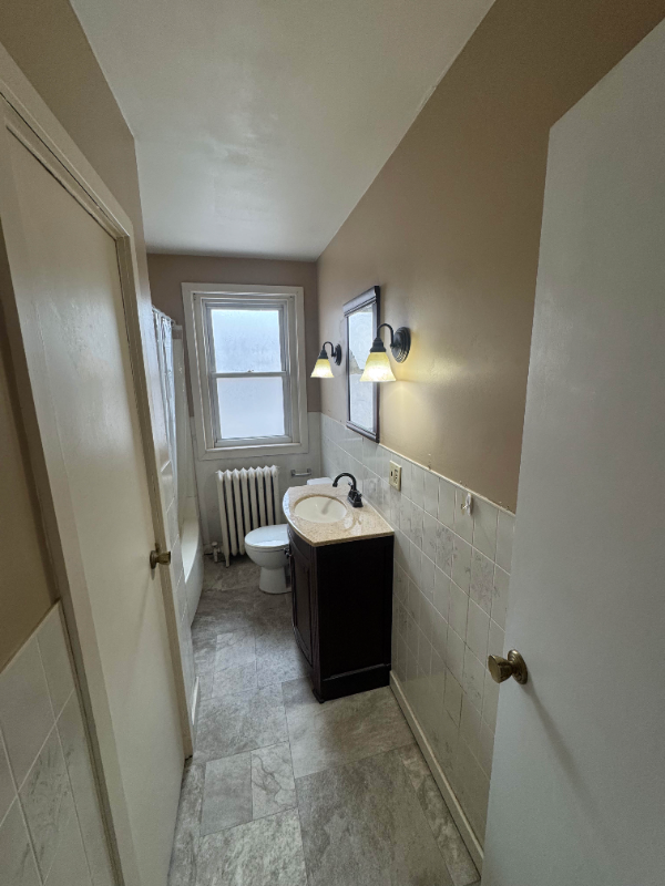 34 E Lancaster Ave #1 - Photo 4 of 8