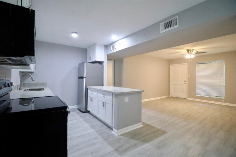 5929 Queensloch Dr #235 - Photo 7 of 12