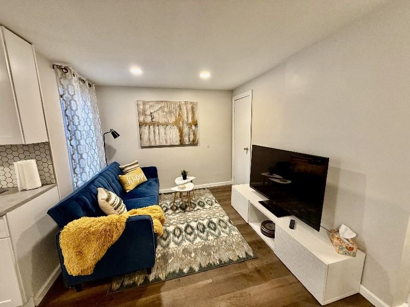 115 Penn St #3 - Photo 2 of 8