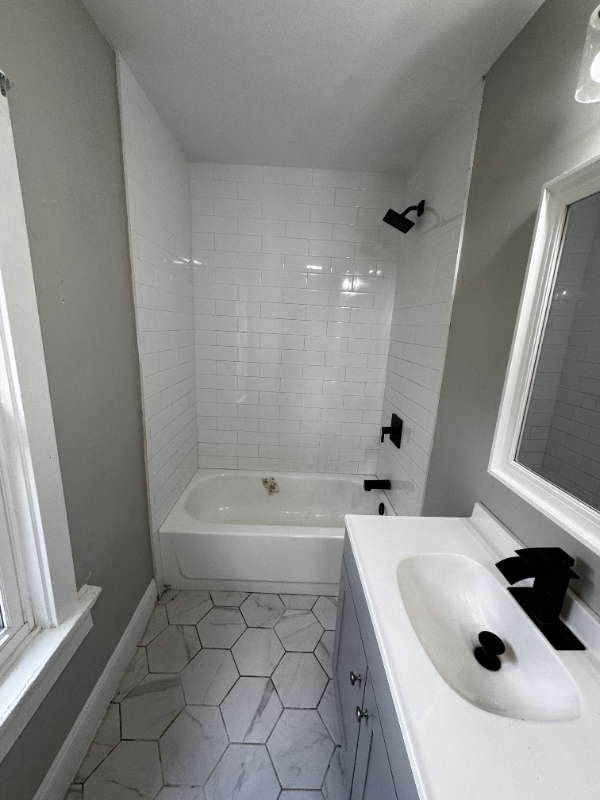 212 Stevens Ave - Photo 7 of 17