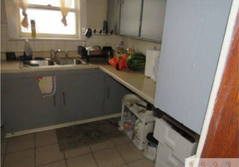 832 N Larch St #3 - Photo 3 of 8