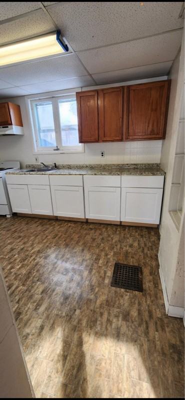 131 Locust St #1 - Photo 6 of 6