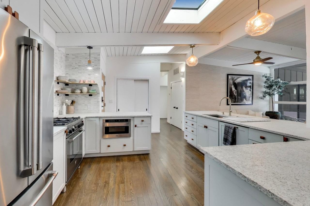 2649 Crawford Ave - Photo 7 of 28